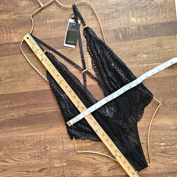 NWT!! Bluebella Iris Plunge Soft Delicate Lace Bodysuit, US 6 (S), Black - Picture 5 of 12